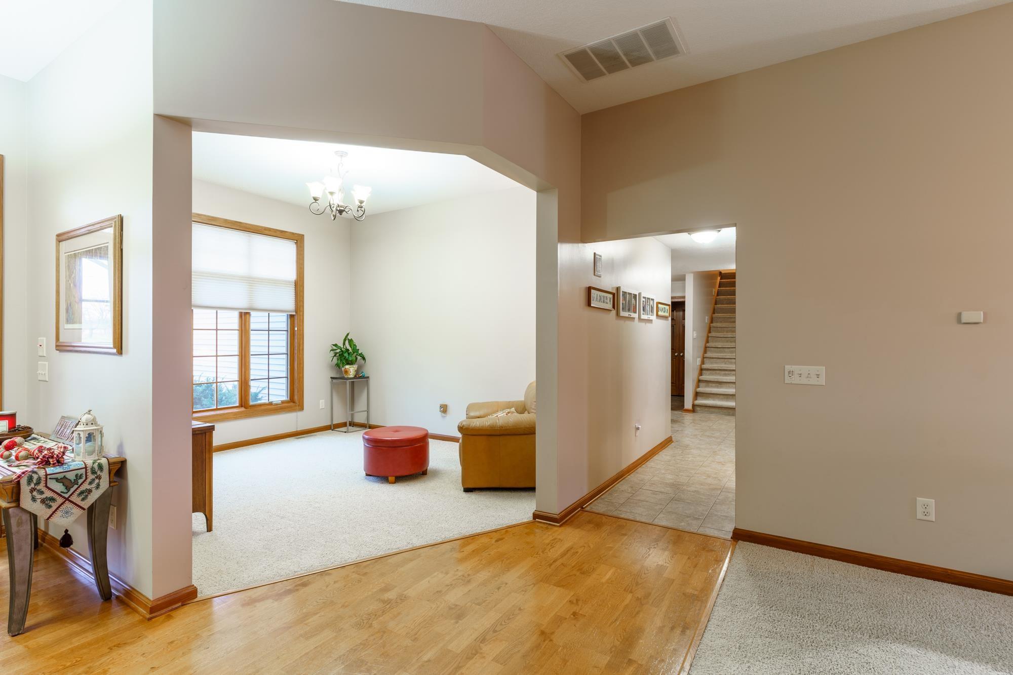 6922 Hazelett Road Fort Wayne, IN 46835 - Photo 3 of 36
