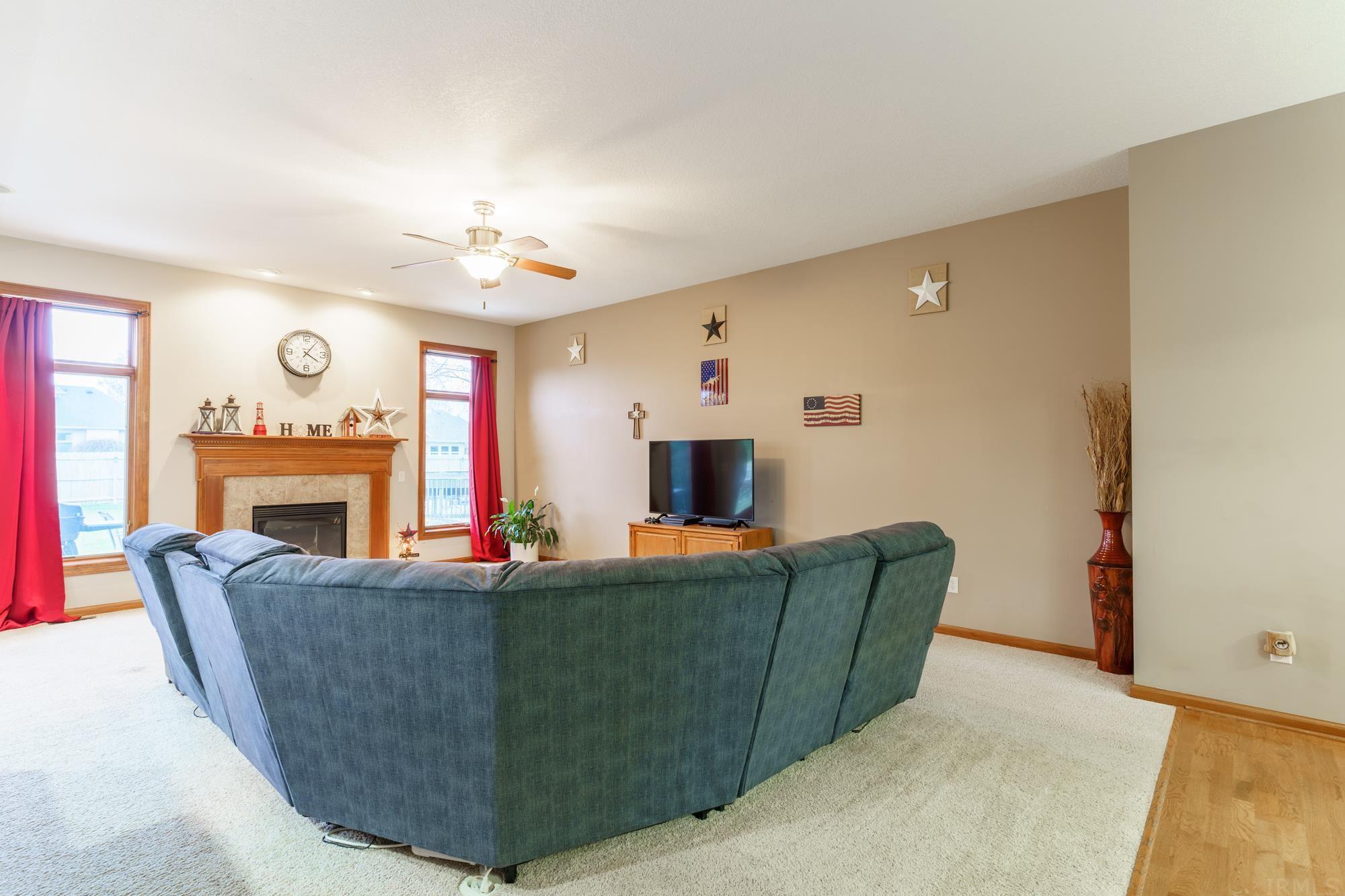 6922 Hazelett Road Fort Wayne, IN 46835 - Photo 8 of 36