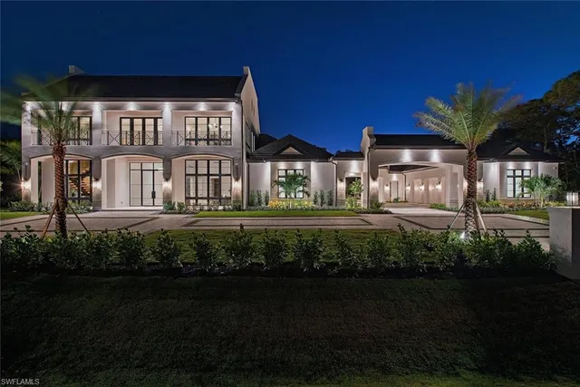 $13,950,000 | 117 West Street, Naples, FL 34108