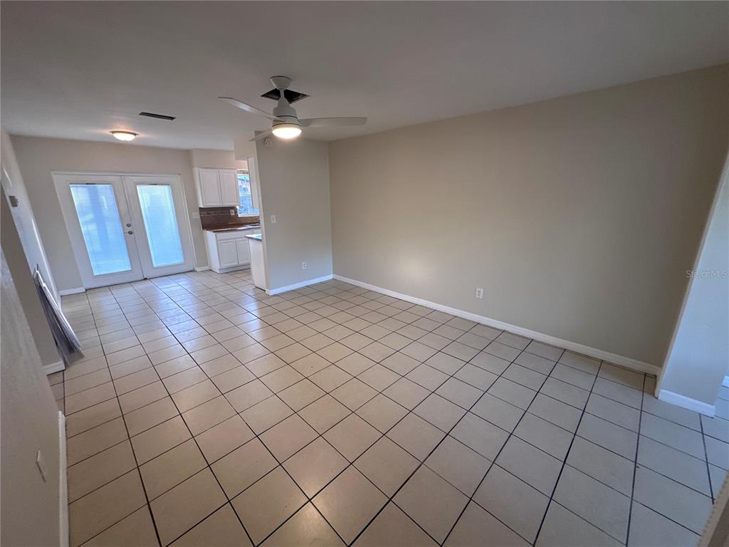 5772 94th Avenue Pinellas Park, FL 33782 - Photo 13 of 29 a view of a kitchen