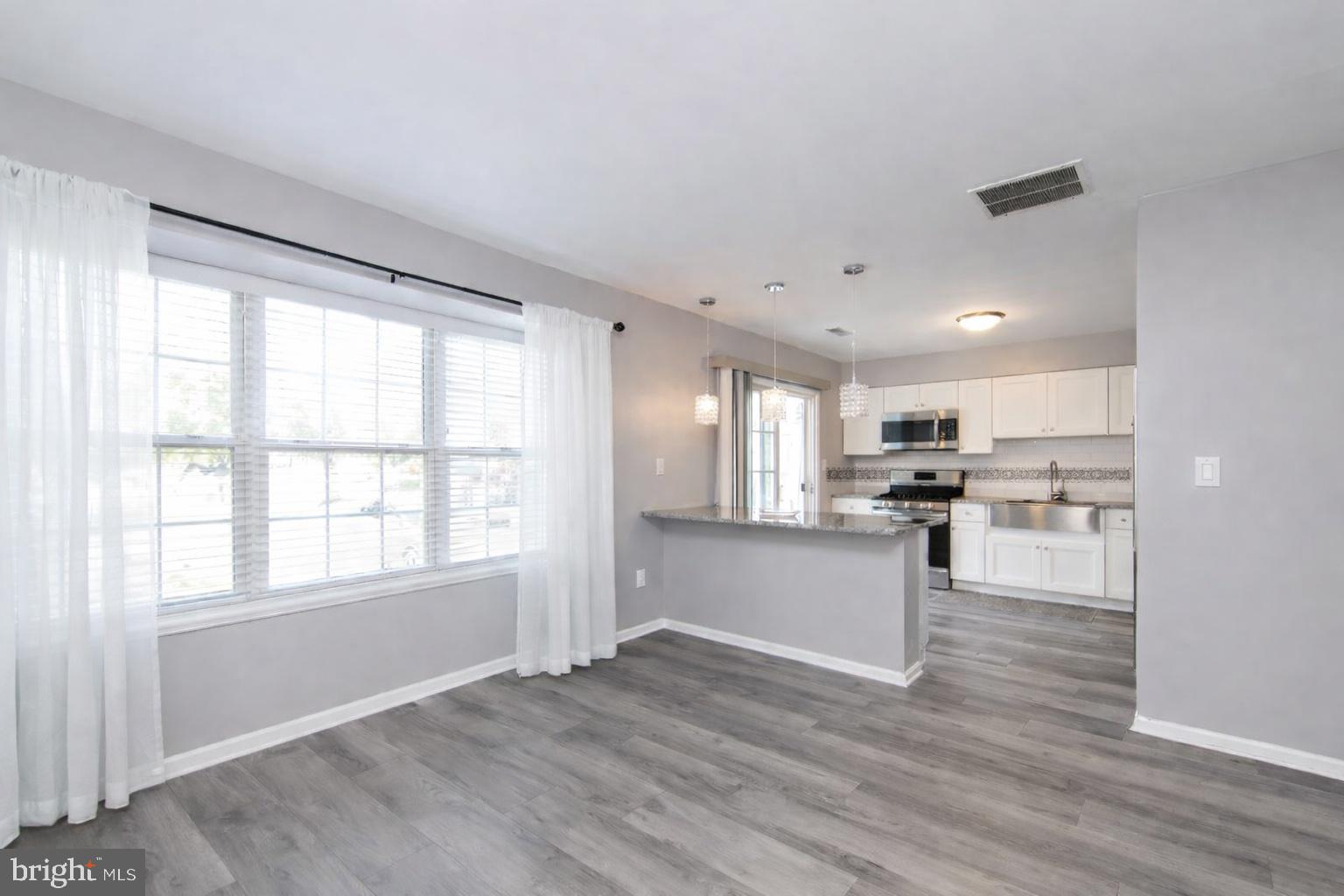 304 Coventry Way Mount Laurel, NJ 08054 - Photo 1 of 16 Welcome Home