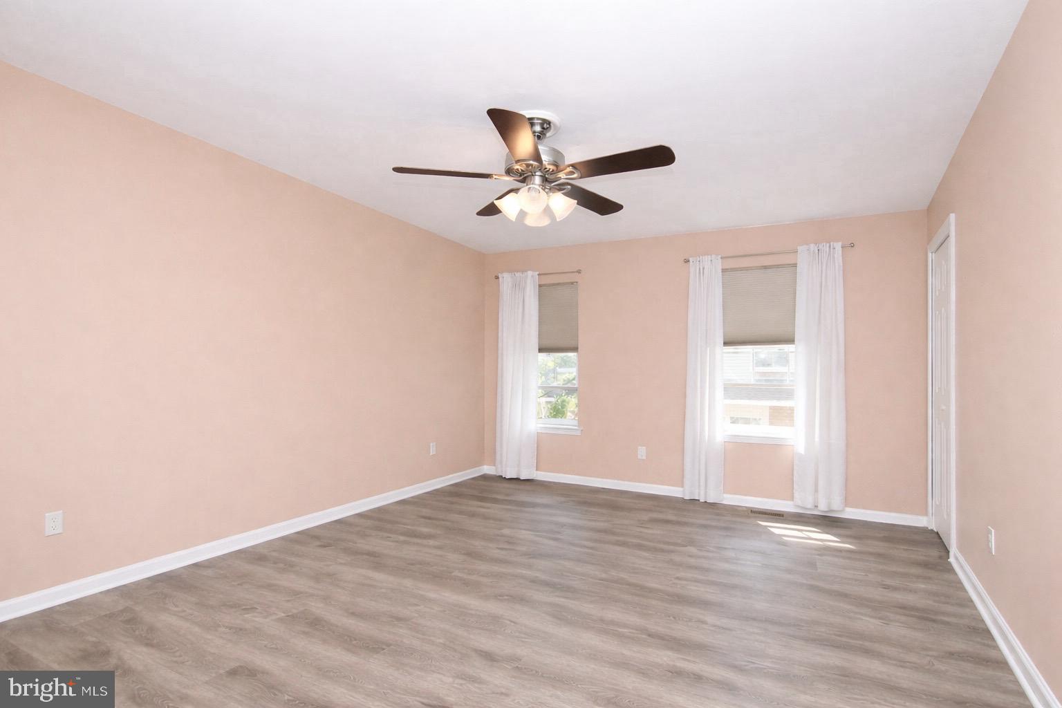 304 Coventry Way Mount Laurel, NJ 08054 - Photo 11 of 16 Primary Bedroom