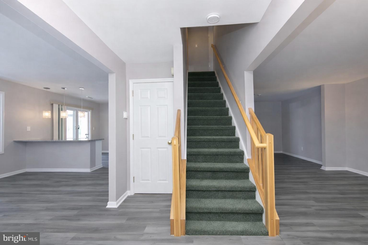 304 Coventry Way Mount Laurel, NJ 08054 - Photo 3 of 16 Entry Way