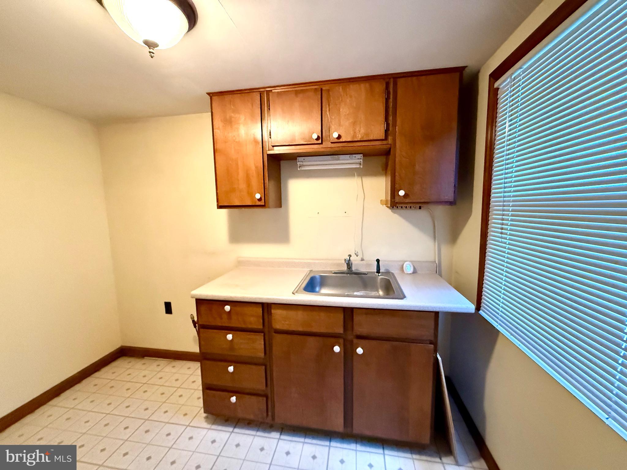 142 Cashman Road Altoona, PA 16601 - Photo 27 of 37 Gallery Image 27