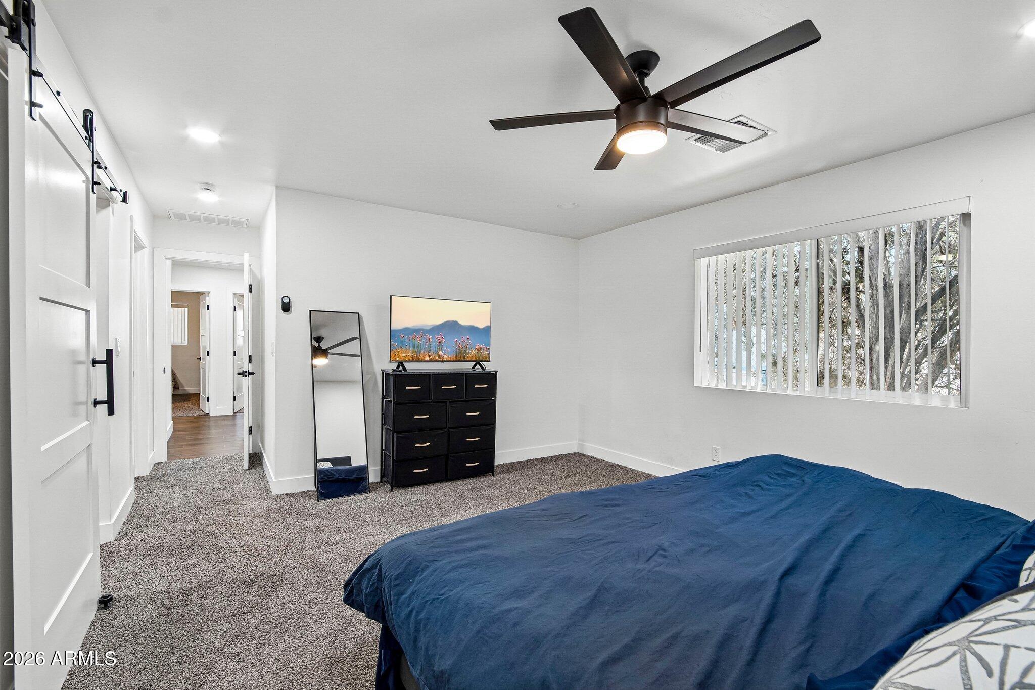 2401 West Echo Lane Phoenix, AZ 85021 - Photo 20 of 40 20-web-or-mls-W Echo Ln-S2706-020