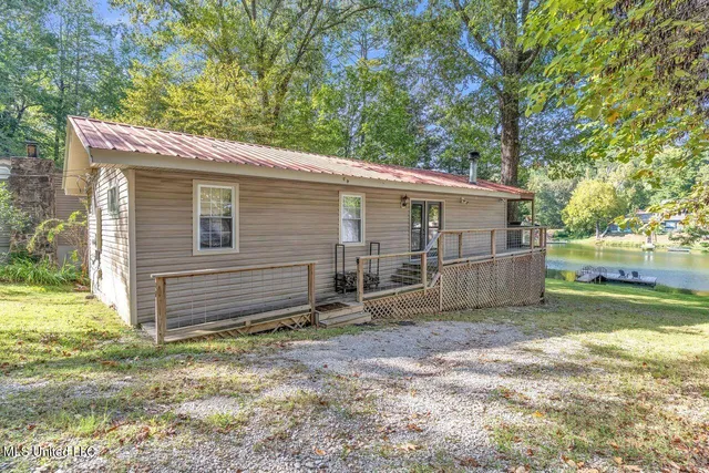 $325,000 | 27 County Road 262, Iuka, MS 38852