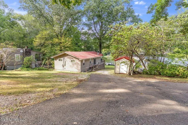 $325,000 | 27 County Road 262, Iuka, MS 38852
