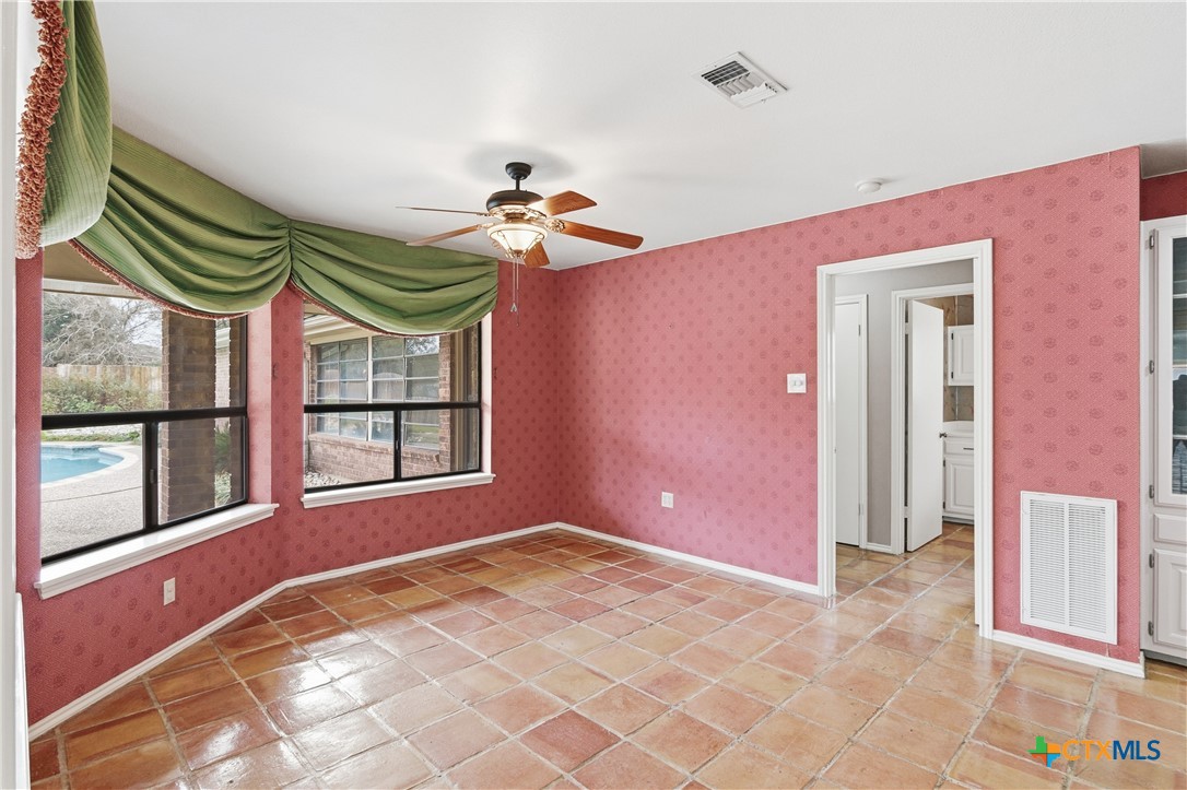 202 Wedgewood Seguin, TX 78155 - Photo 19 of 42