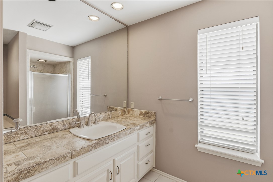 202 Wedgewood Seguin, TX 78155 - Photo 21 of 42