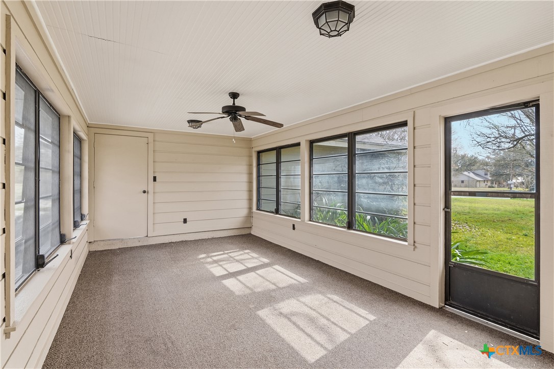 202 Wedgewood Seguin, TX 78155 - Photo 33 of 42