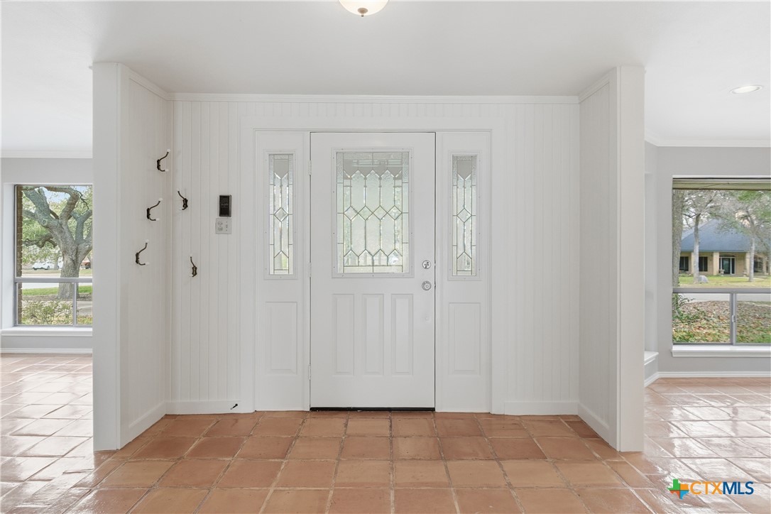 202 Wedgewood Seguin, TX 78155 - Photo 6 of 42