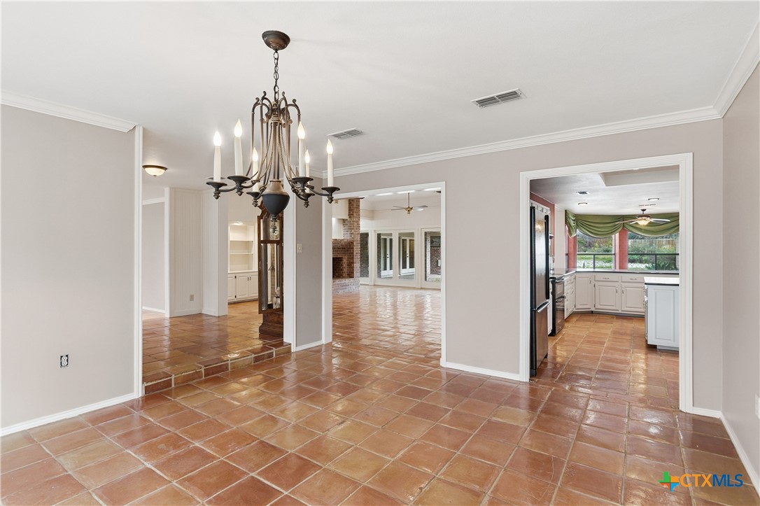 202 Wedgewood Seguin, TX 78155 - Photo 8 of 42