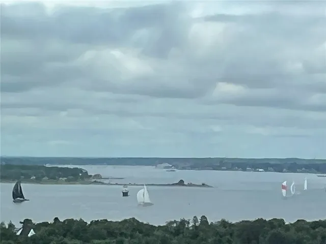 $1,150,000 | 1 Tower Drive, Unit 1806, Portsmouth, RI 02871