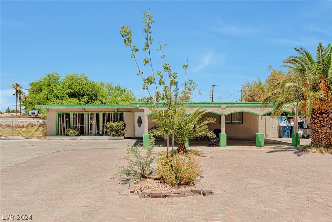 4898 West Eugene Ave