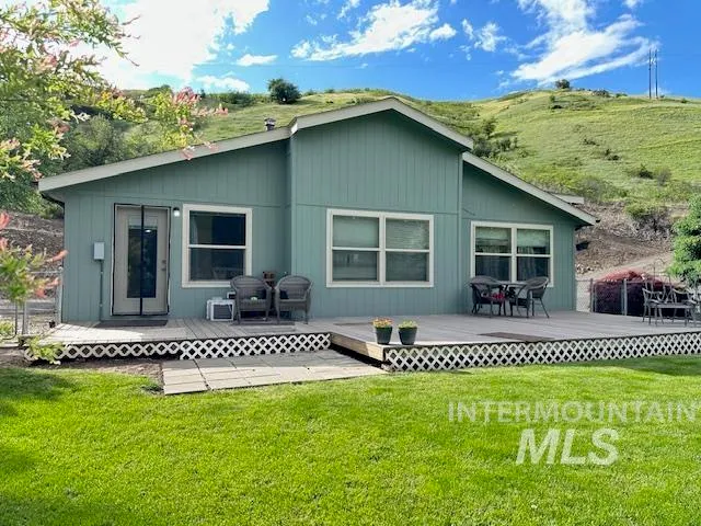 $539,078 | 1647 State Highway 3, Kendrick, ID 83537