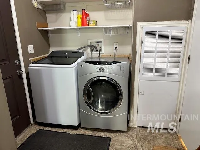 $539,078 | 1647 State Highway 3, Kendrick, ID 83537