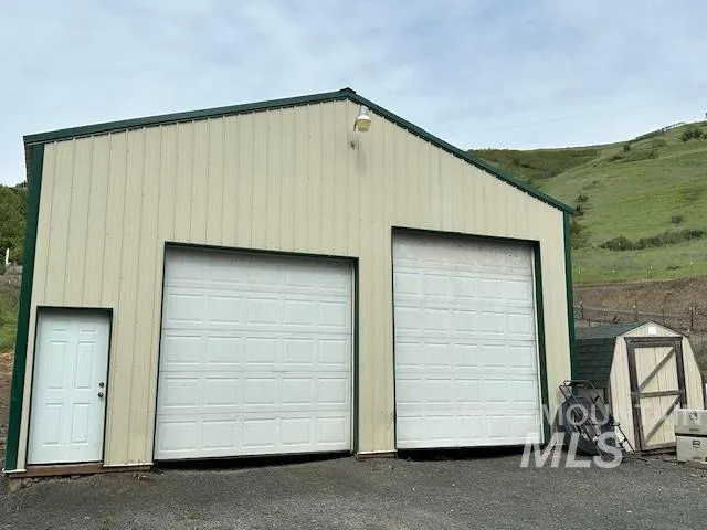 $539,078 | 1647 State Highway 3, Kendrick, ID 83537