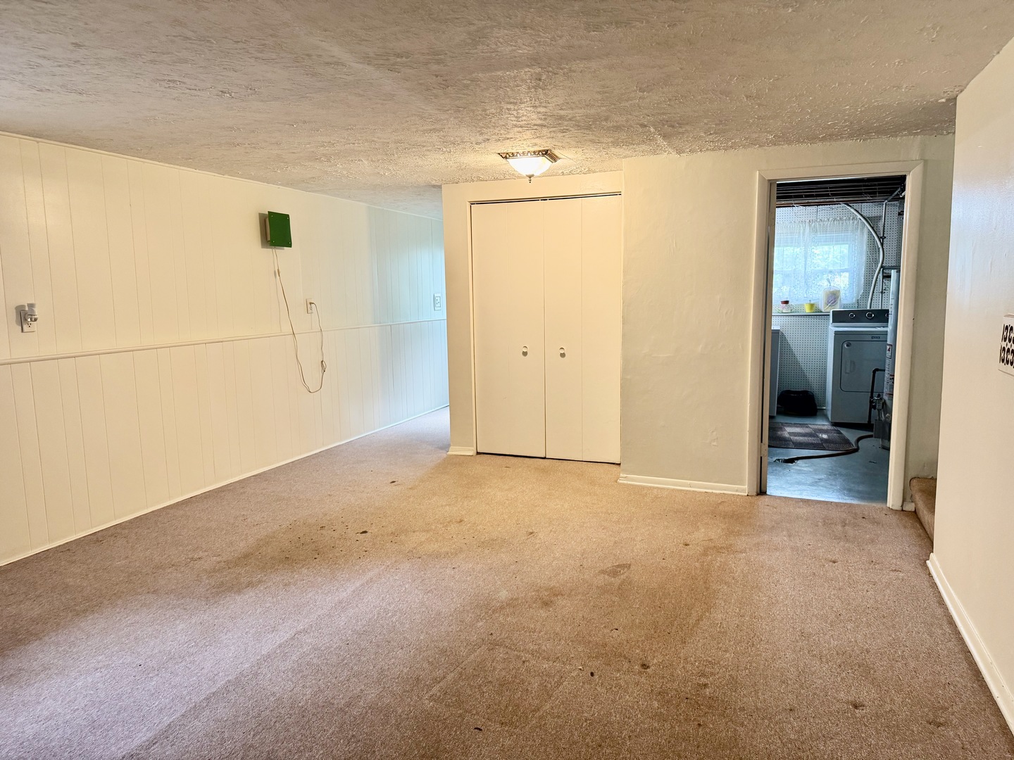 597 Lowden Avenue Glen Ellyn, IL 60137 - Photo 14 of 15 a view of a room with a hallway