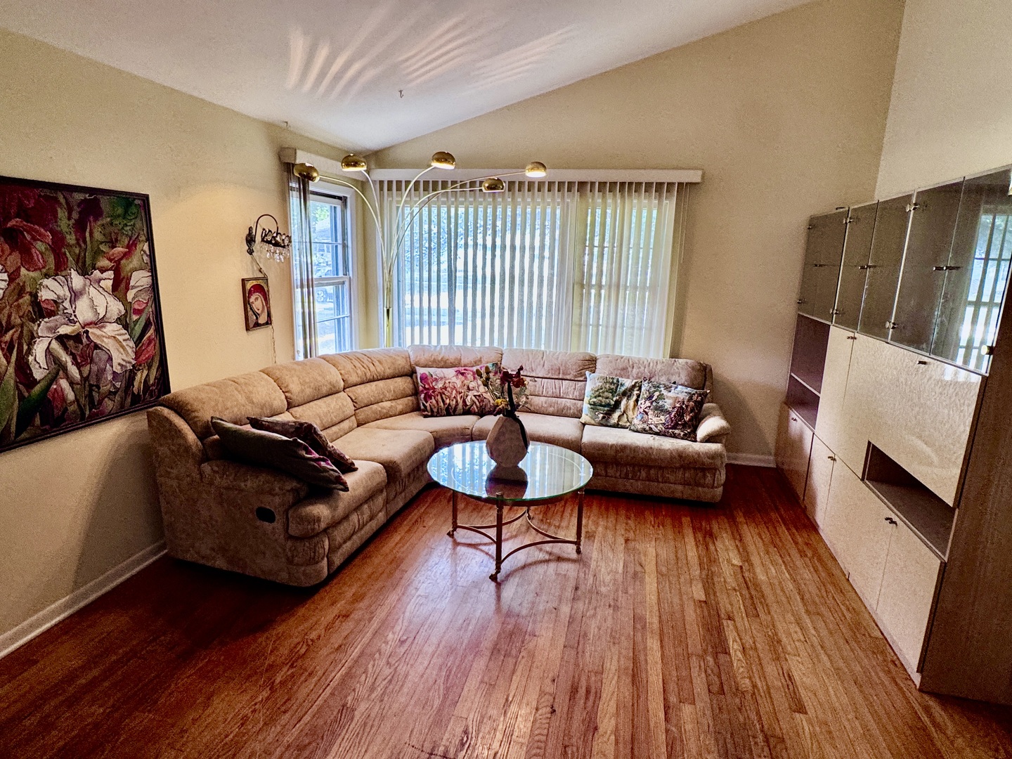 597 Lowden Avenue Glen Ellyn, IL 60137 - Photo 3 of 15 a living room with furniture and a large window