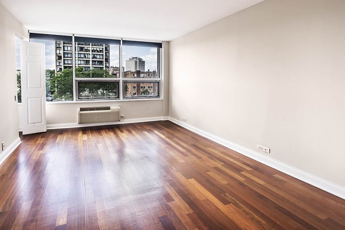 5733 North Sheridan Road, Unit 4B Chicago, IL 60660 - Photo 11 of 22 Gallery Image 11
