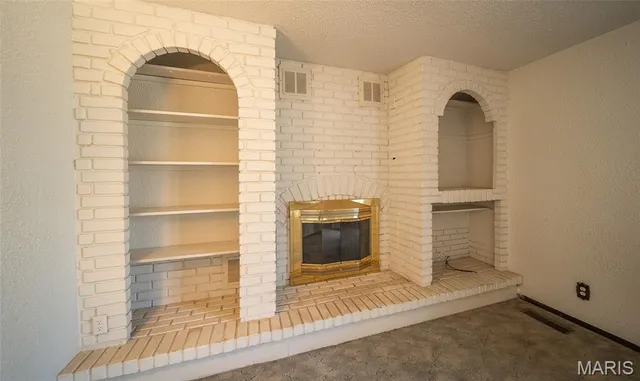 $185,000 | 1561 Notre Dame Drive, Bonne Terre, MO 63628