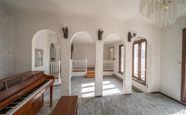 $185,000 | 1561 Notre Dame Drive, Bonne Terre, MO 63628