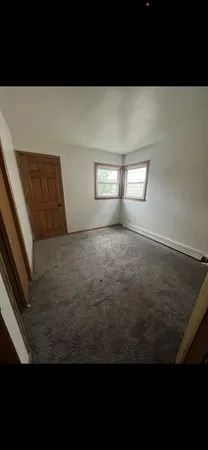 $1,475 | 1571 South 76th Street, West Allis, WI 53214