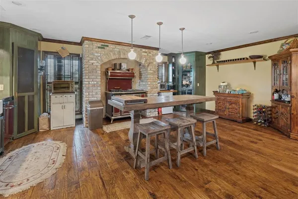 $595,000 | 2010 Diane Drive, Sulphur, LA 70663