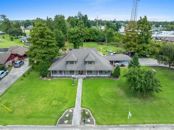 $595,000 | 2010 Diane Drive, Sulphur, LA 70663