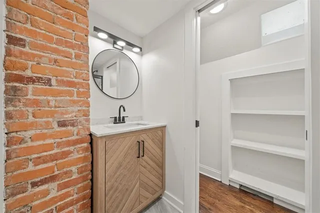 $300,000 | 4524 Bell Street, Kansas City, MO 64111