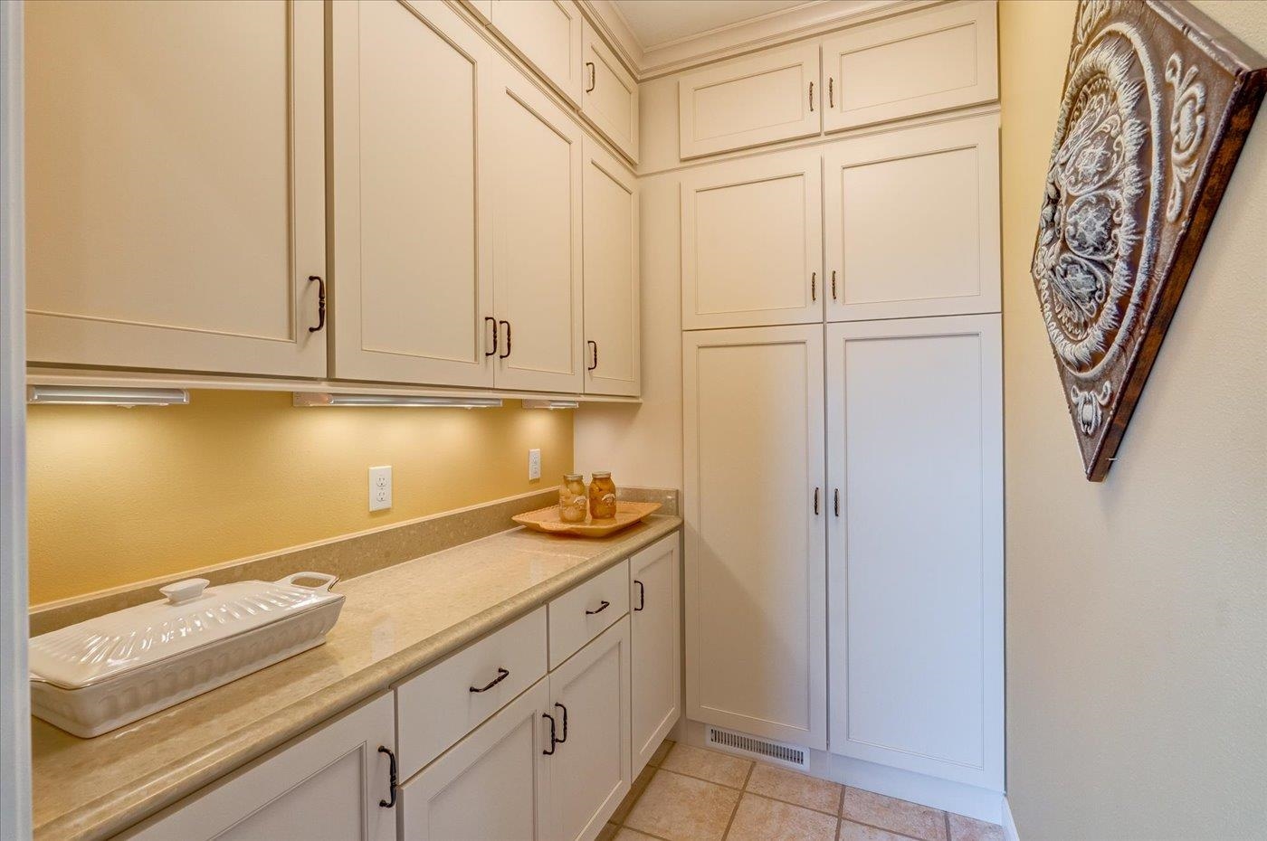 5571 Surrey Lane Waunakee, WI 53597 - Photo 16 of 90