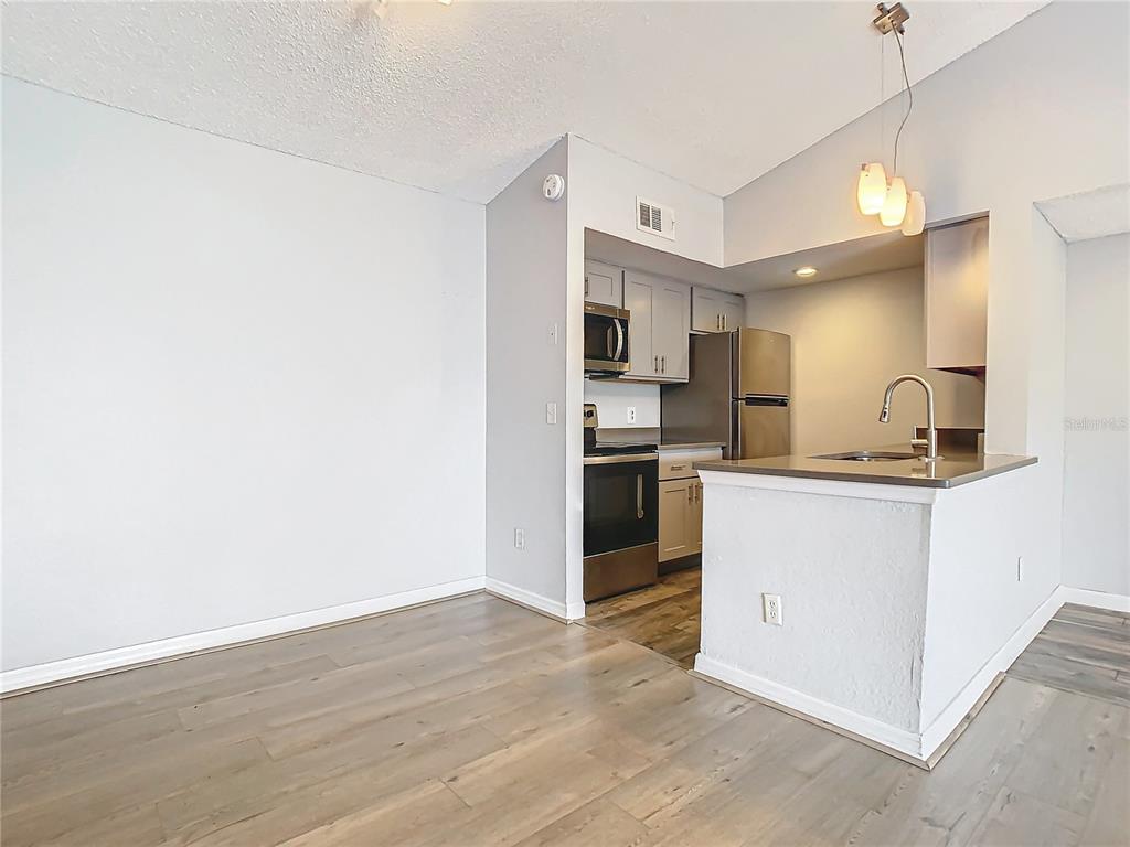 5144 Conroy Road, Unit 35 Orlando, FL 32811 - Photo 5 of 40