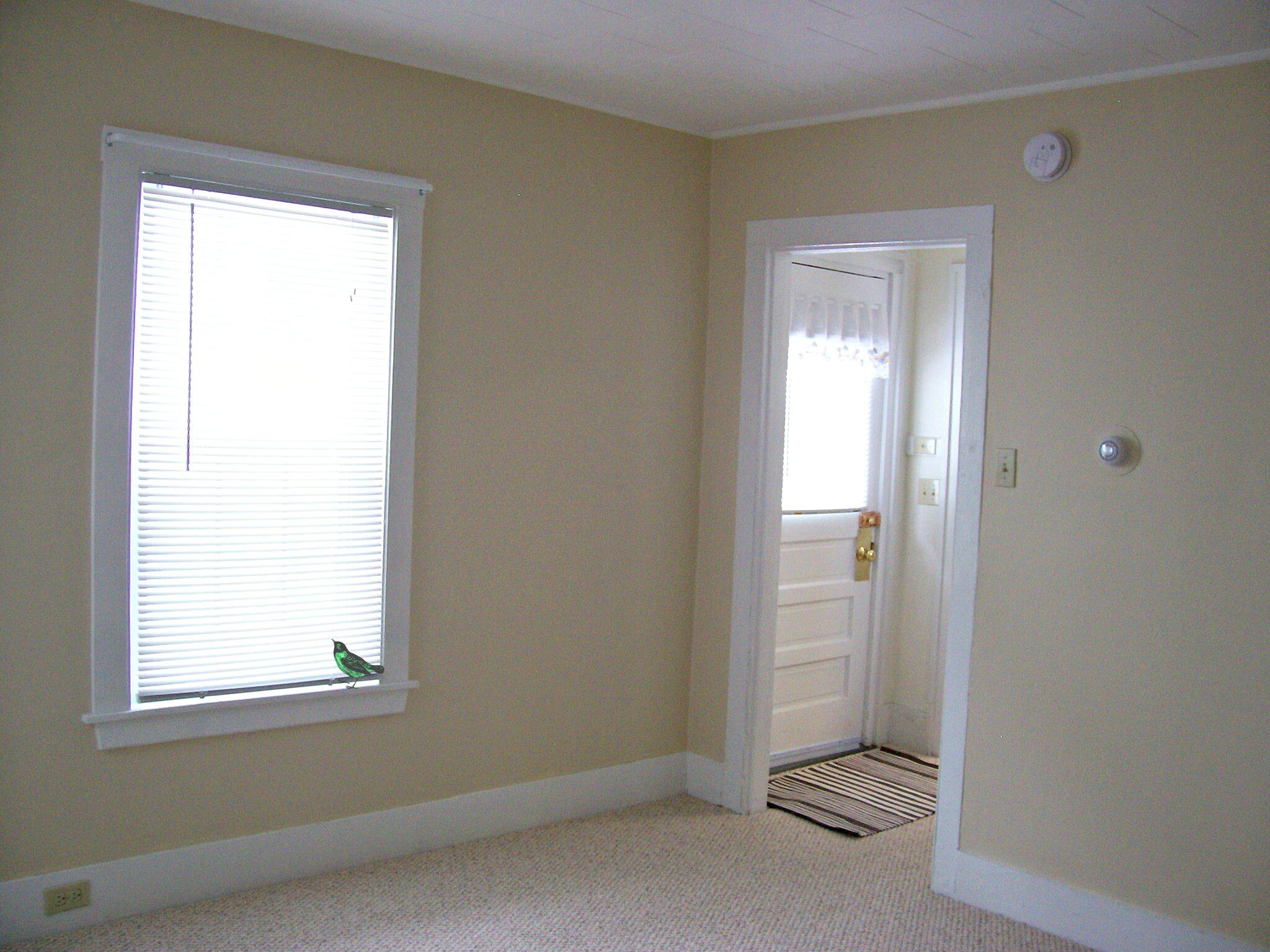11-13 Maple Street Brunswick, ME 04011 - Photo 34 of 59 J Living Room toward entry