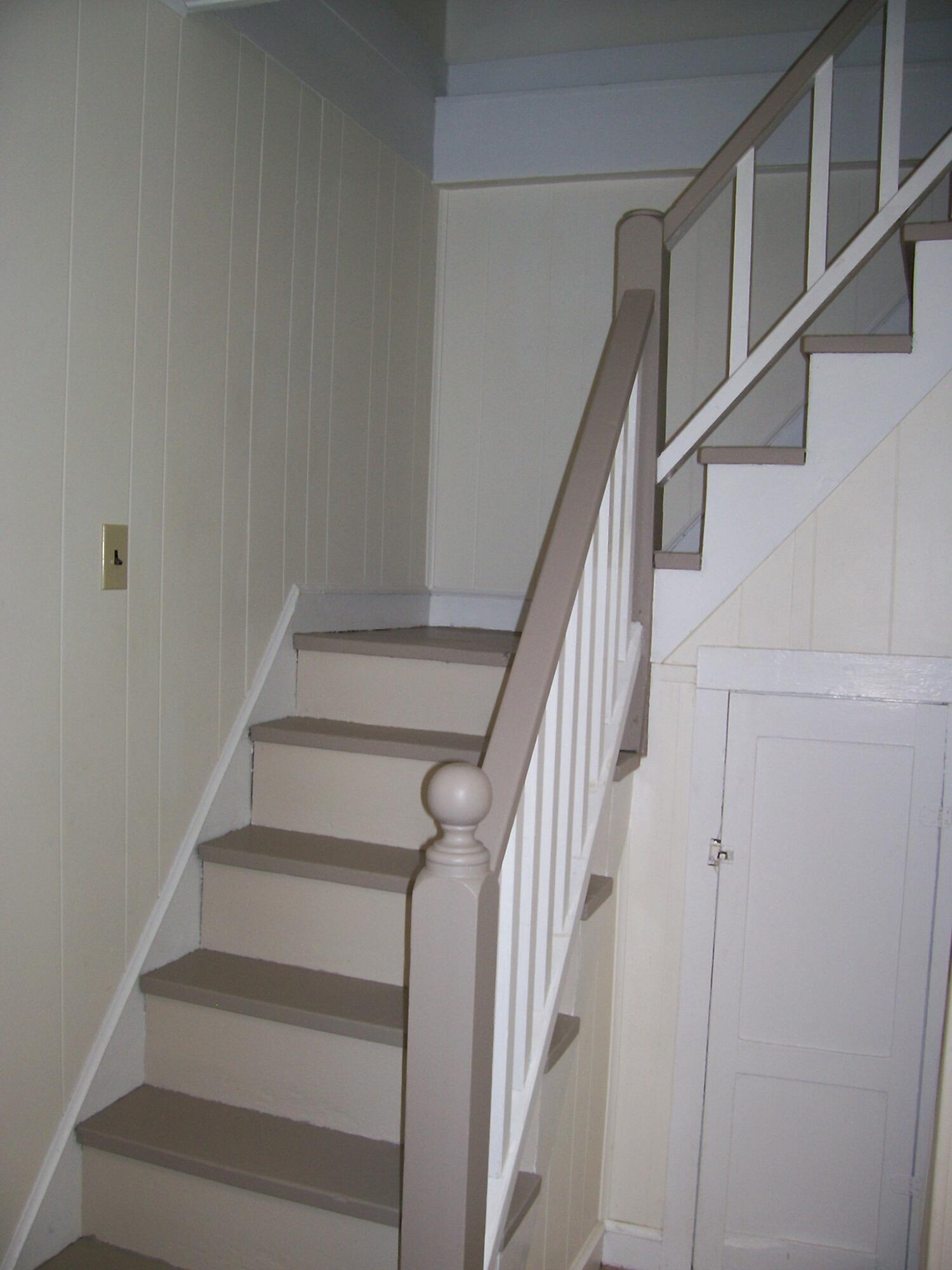 11-13 Maple Street Brunswick, ME 04011 - Photo 37 of 59 N Stairs