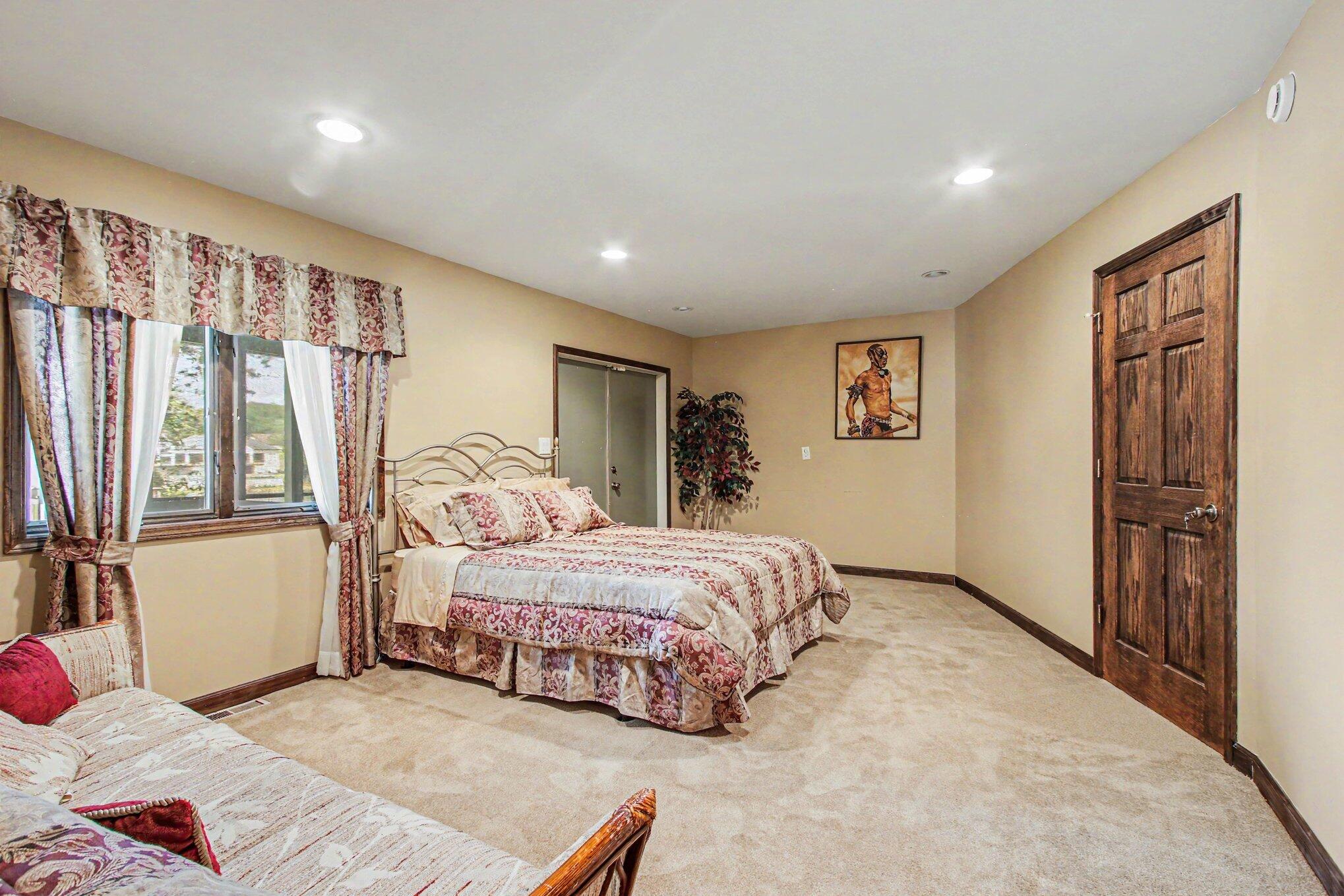 461 Amhurst Road Valparaiso, IN 46385 - Photo 29 of 50 2038x1359