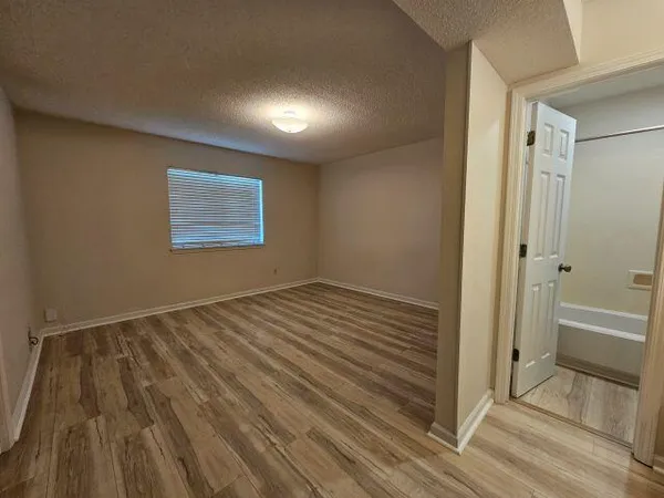 $1,950 | 360 Evergreen Avenue, Niceville, FL 32578