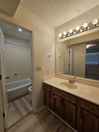 $1,950 | 360 Evergreen Avenue, Niceville, FL 32578