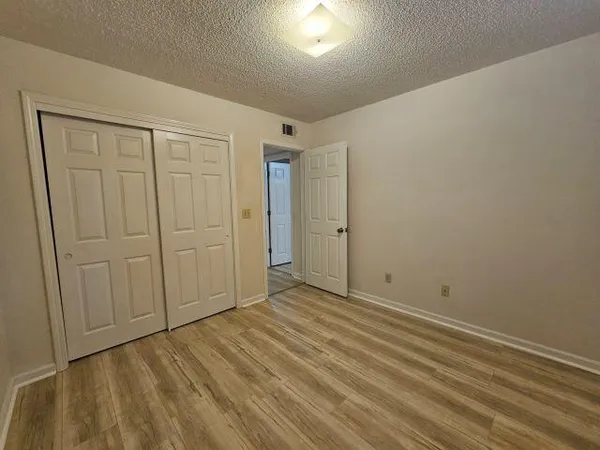 $1,950 | 360 Evergreen Avenue, Niceville, FL 32578