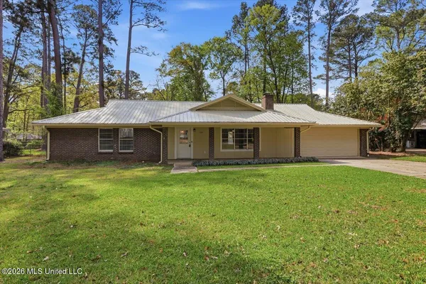 $2,100 | 104 Park Trail, Brandon, MS 39047