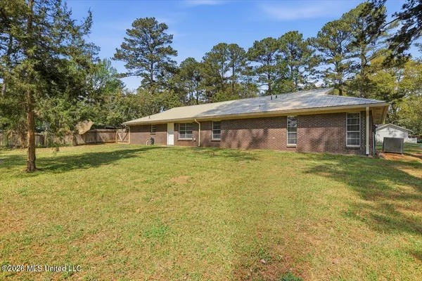 $2,100 | 104 Park Trail, Brandon, MS 39047