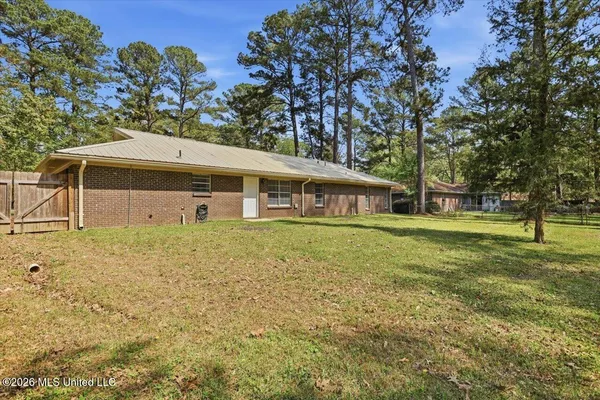 $2,100 | 104 Park Trail, Brandon, MS 39047