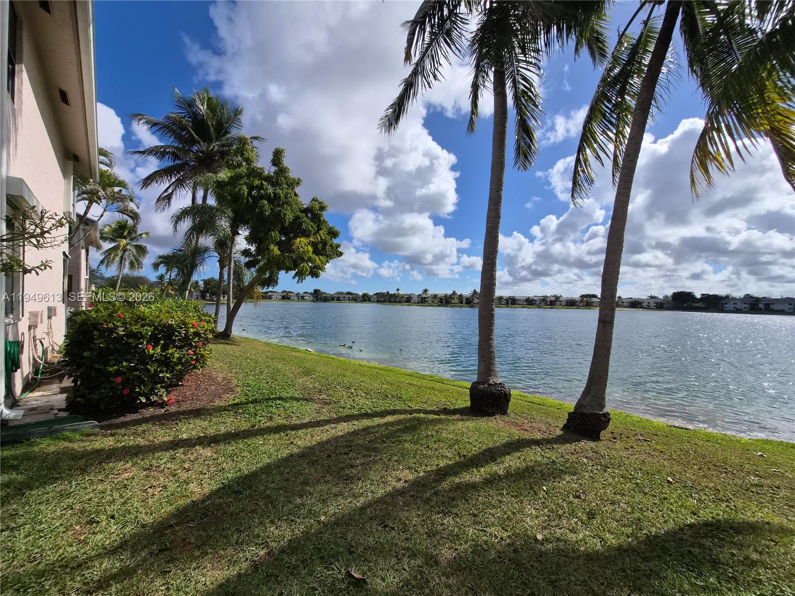 800 Independence Drive, Unit 800F Homestead, FL 33034 - Photo 25 of 26 a view of a yard