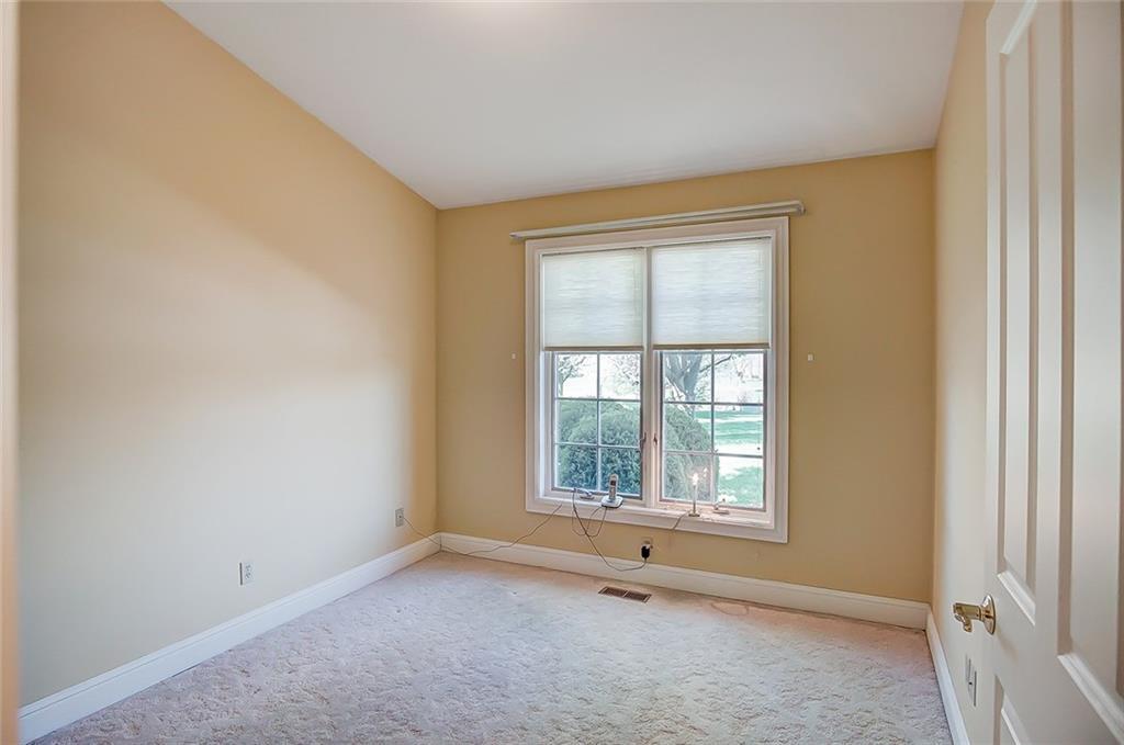 2696 Ballydoyle Drive Springfield, OH 45503 - Photo 34 of 45