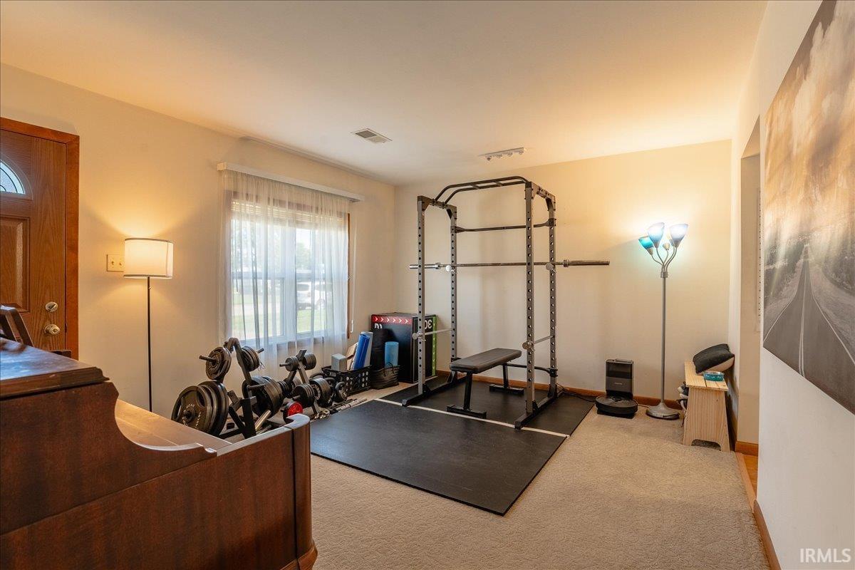 712 Lexington Road Evansville, IN 47710 - Photo 12 of 26 Gallery Image 12