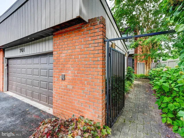 $582,000 | 701 Old Crossing Drive, Baltimore, MD 21208