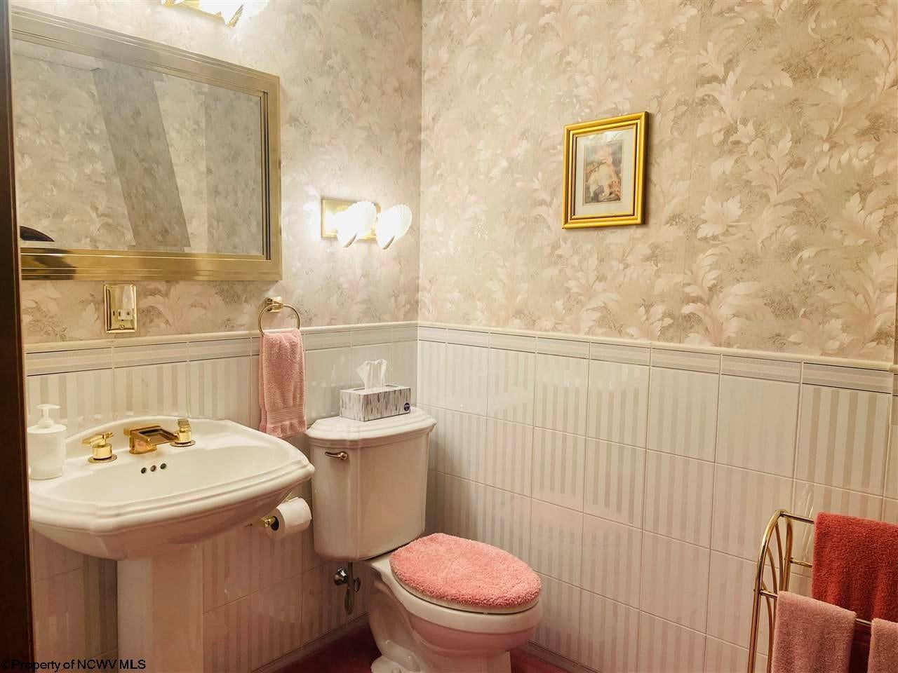 305 Oak Grove Road Terra Alta, WV 26764 - Photo 14 of 24 Gallery Image 14