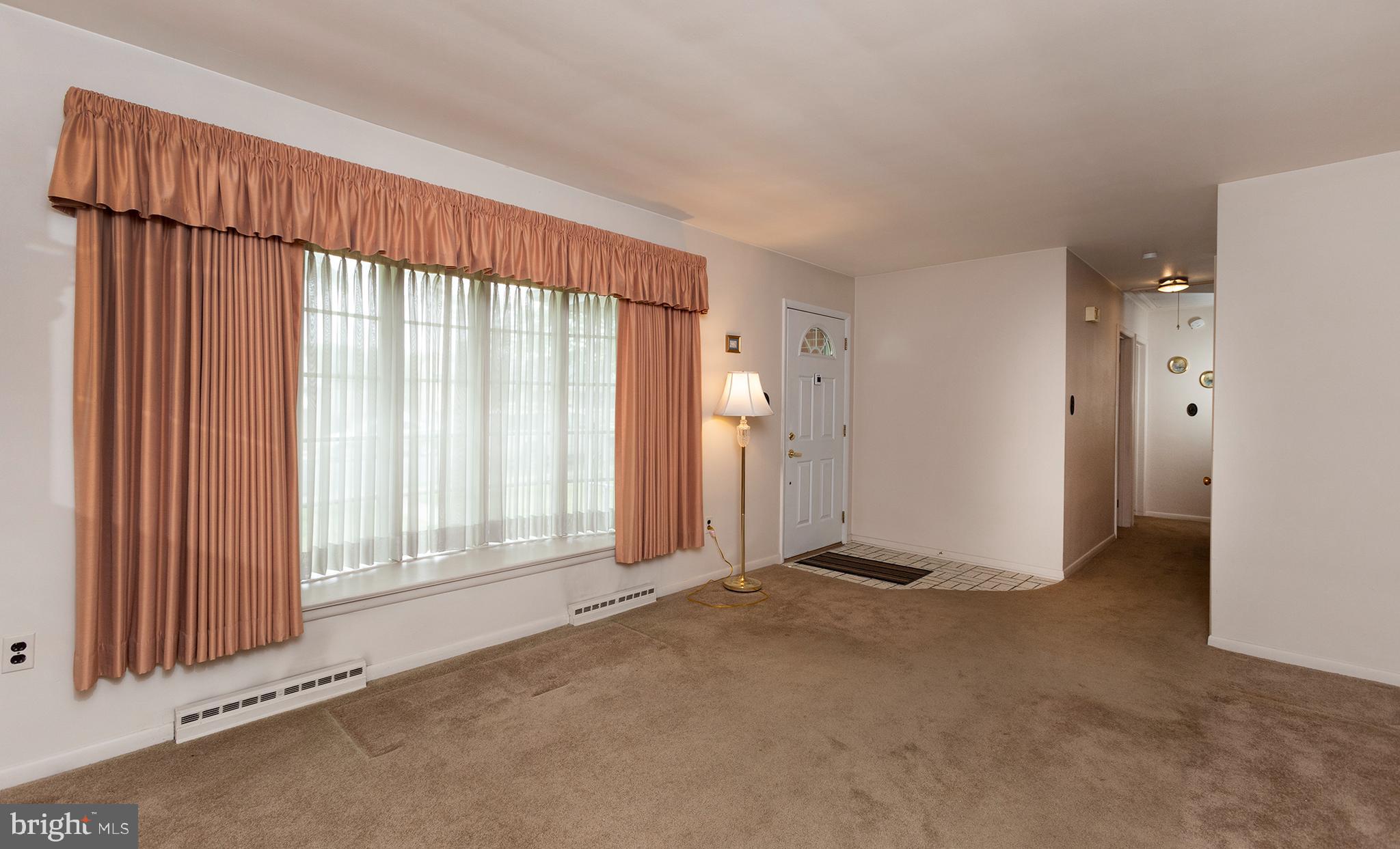 3207 Crest Road Harrisburg, PA 17109 - Photo 8 of 35 Gallery Image 8