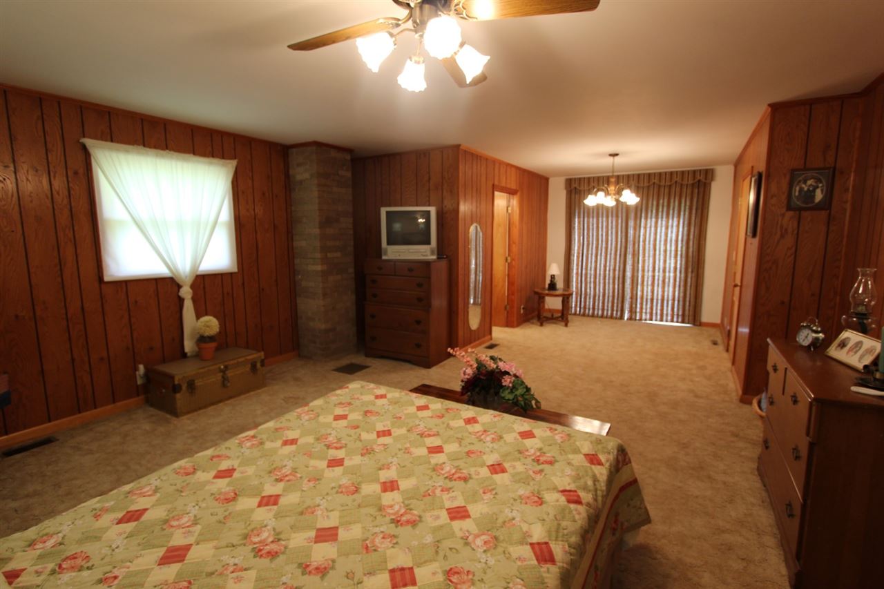 201 Roesner Road Evansville, IN 47712 - Photo 15 of 31 Gallery Image 15