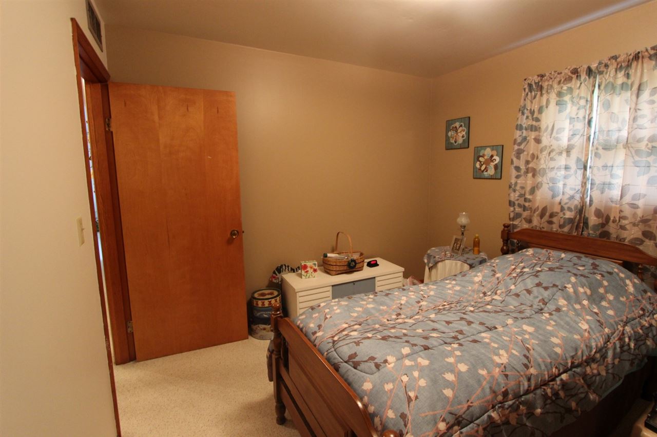 201 Roesner Road Evansville, IN 47712 - Photo 19 of 31 Gallery Image 19