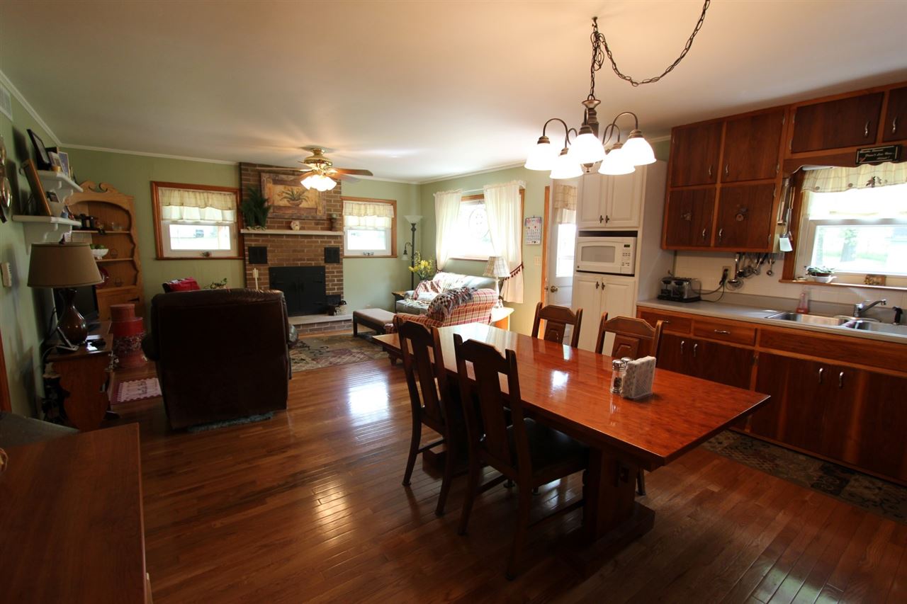 201 Roesner Road Evansville, IN 47712 - Photo 4 of 31 Gallery Image 4